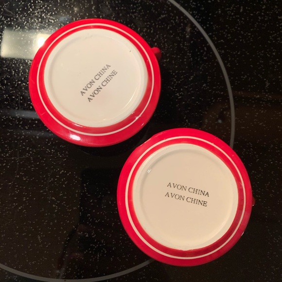 Set of 2 Avon Christmas Glass Coffee Mugs Decor - Picture 9 of 12